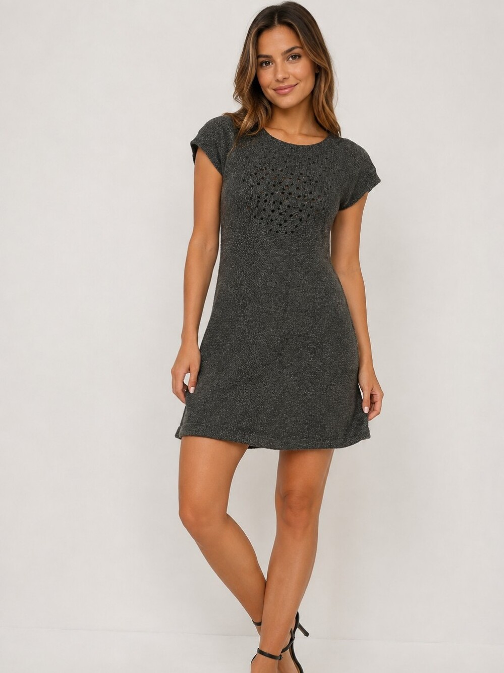 Like New Max and Cleo Short Sleeve Sequin Metallic Dress Small